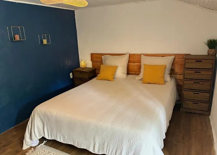 Maison De Dans Le Lot بيت للعطل *